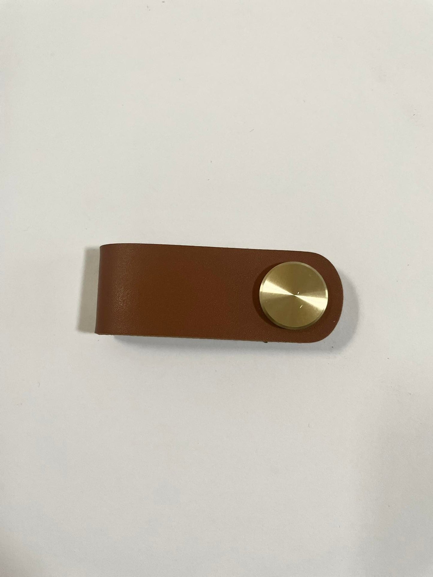 Tirador de cuero camel (2 pza)